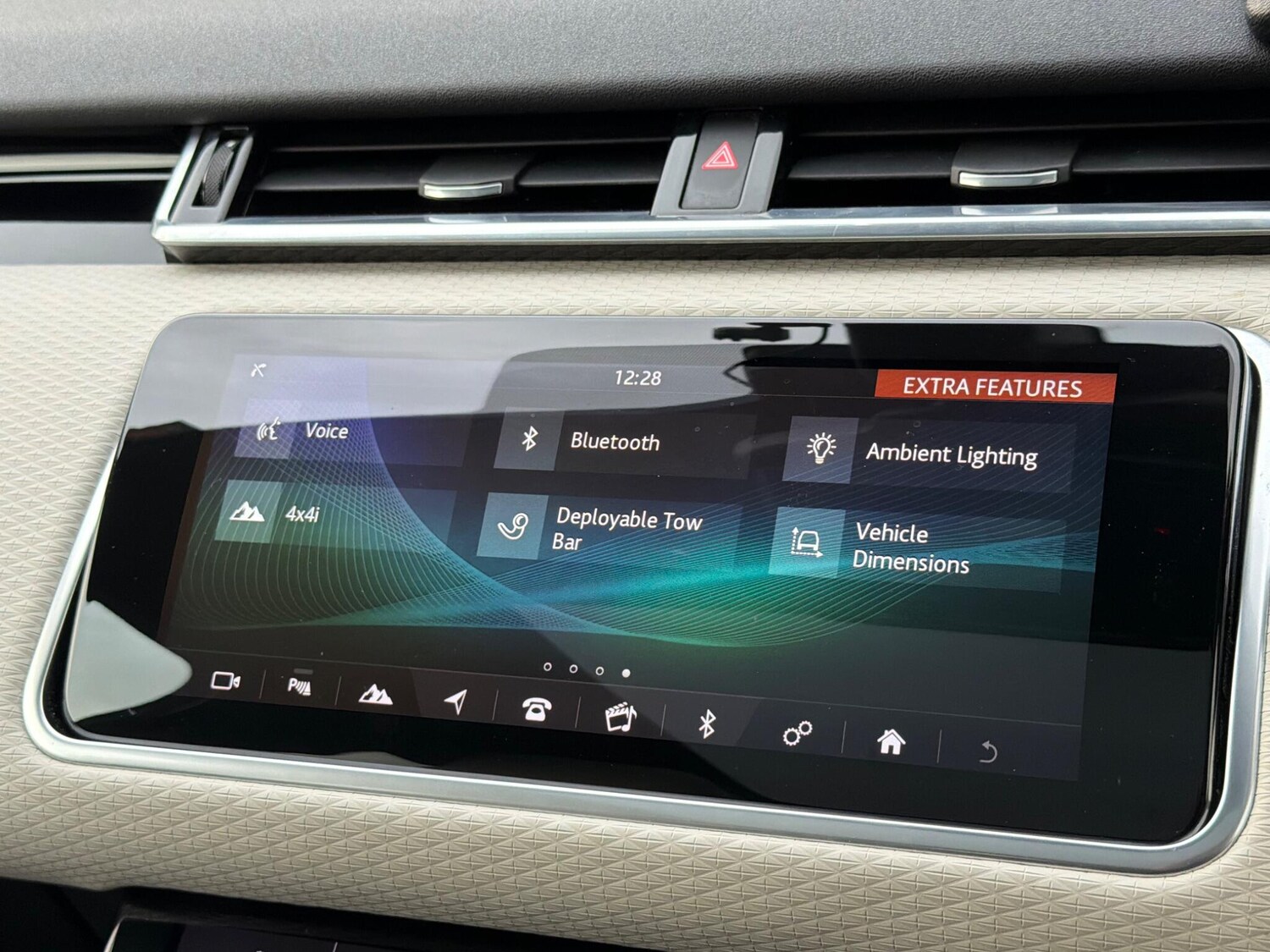 Used Land Rover Range Rover Velar 2018 for sale - 77306350: Photo 35