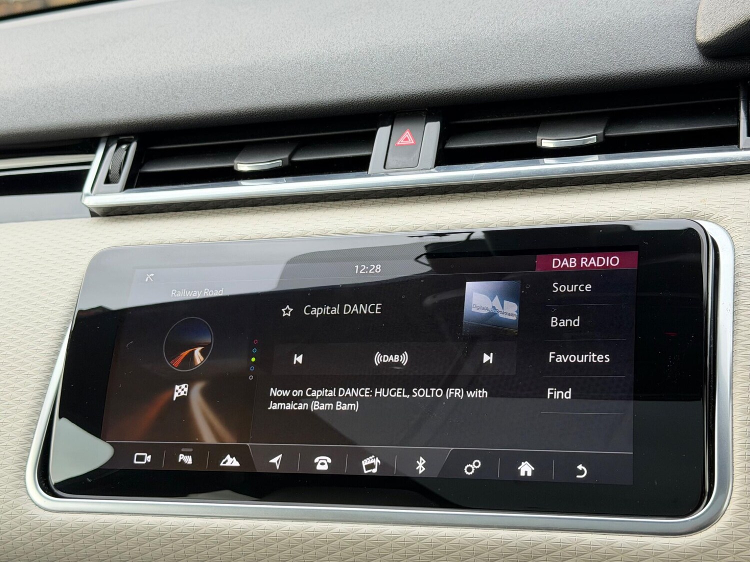 Used Land Rover Range Rover Velar 2018 for sale - 77306350: Photo 38