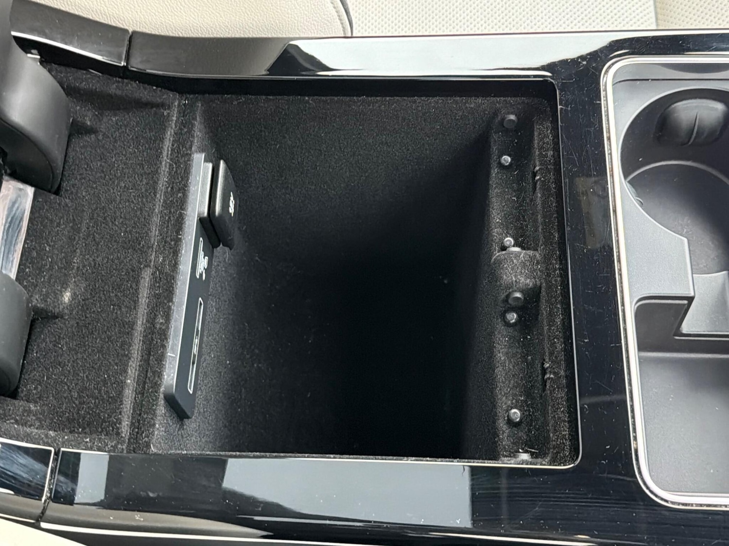 Used Land Rover Range Rover Velar 2018 for sale - 77306350: Photo 48