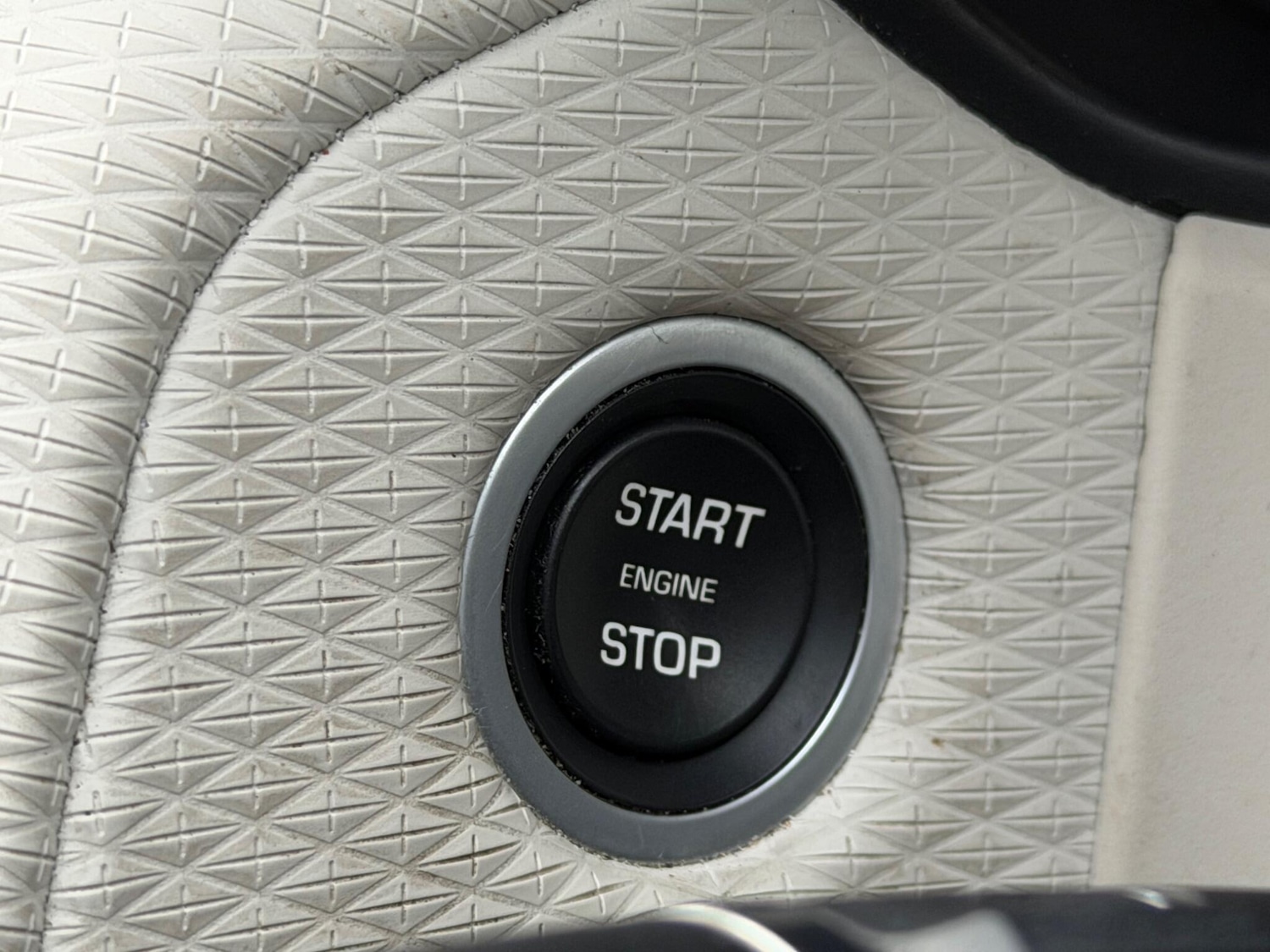 Used Land Rover Range Rover Velar 2018 for sale - 77306350: Photo 53