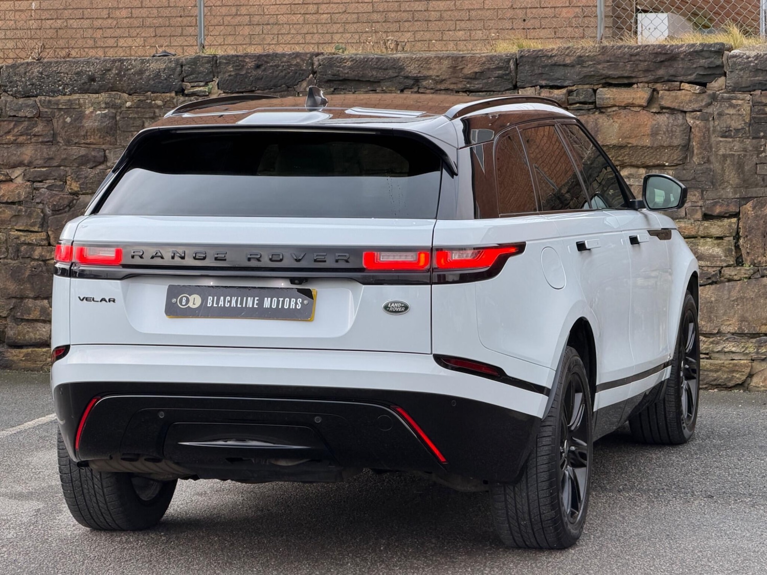 Used Land Rover Range Rover Velar 2018 for sale - 77306350: Photo 7