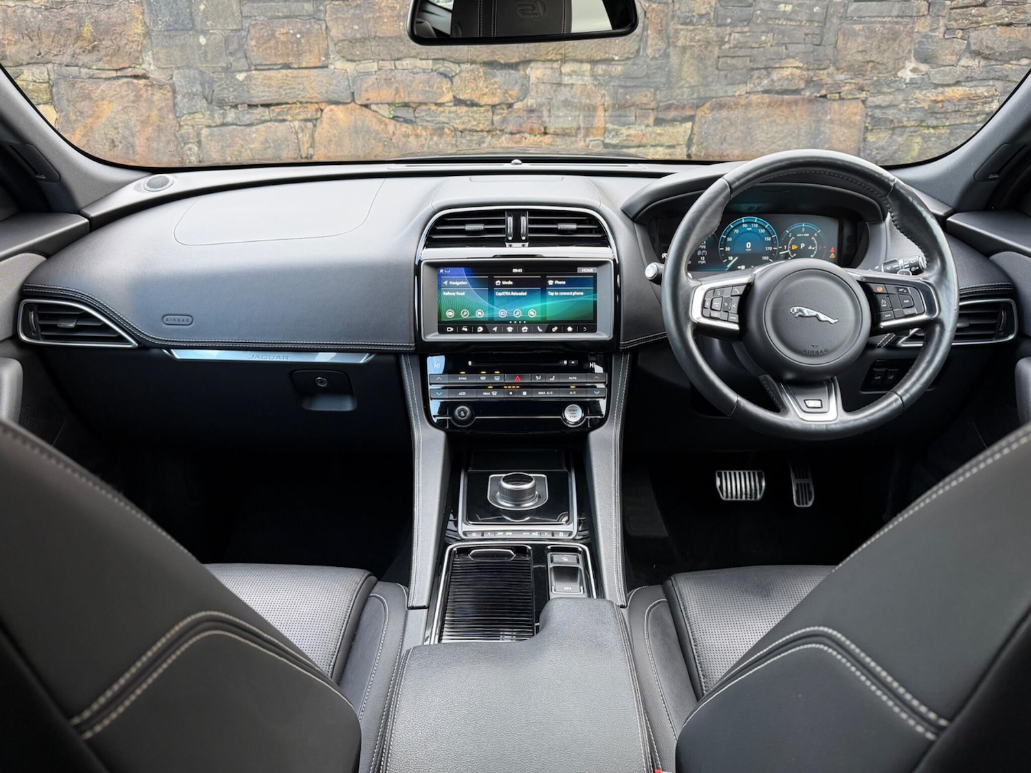 Used Jaguar F-Pace 2017 for sale - 77254967: Photo 10