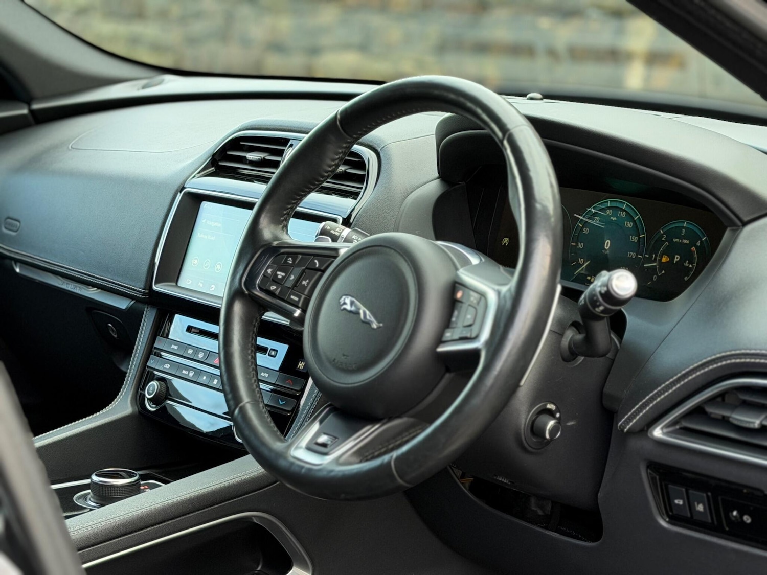 Used Jaguar F-Pace 2017 for sale - 77254967: Photo 12