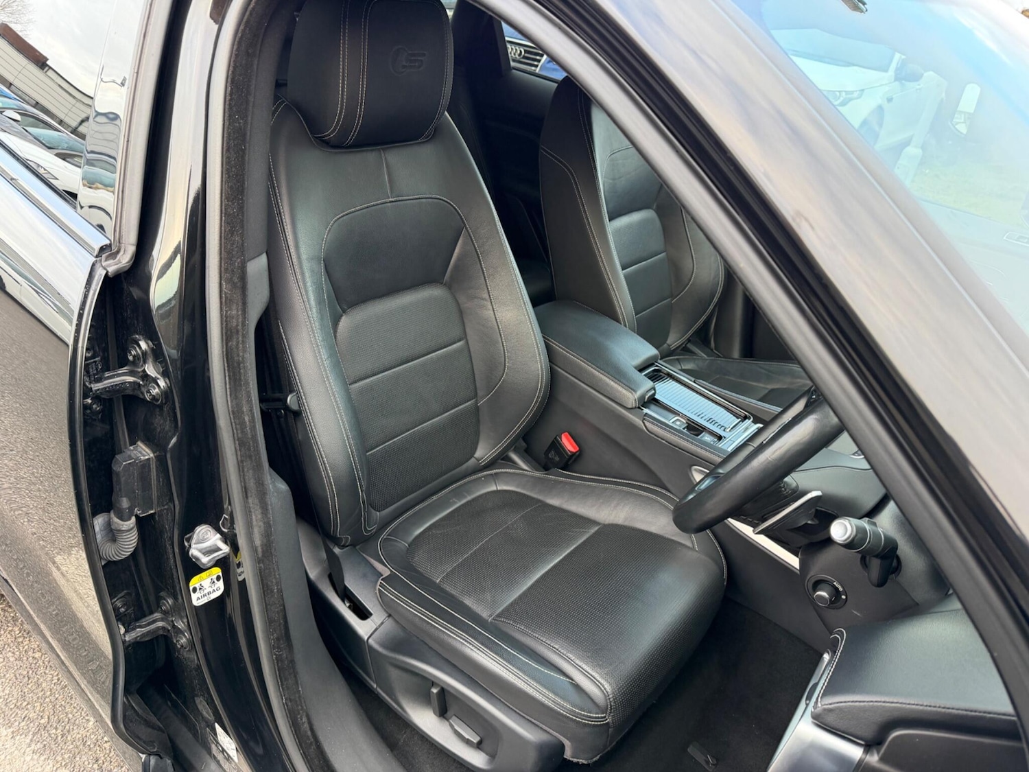 Used Jaguar F-Pace 2017 for sale - 77254967: Photo 16