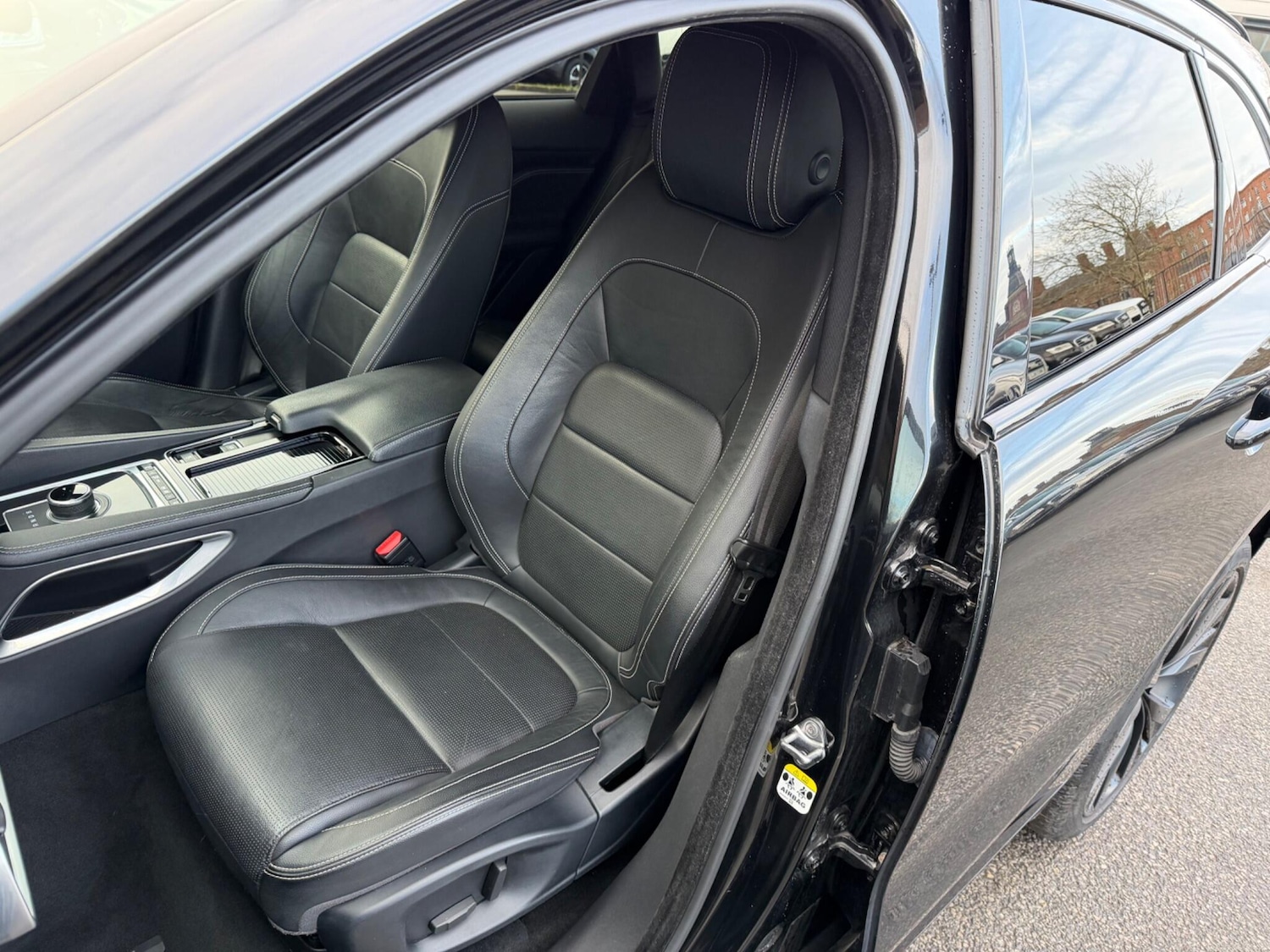 Used Jaguar F-Pace 2017 for sale - 77254967: Photo 17