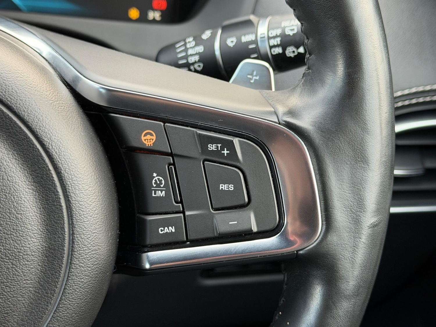 Used Jaguar F-Pace 2017 for sale - 77254967: Photo 26