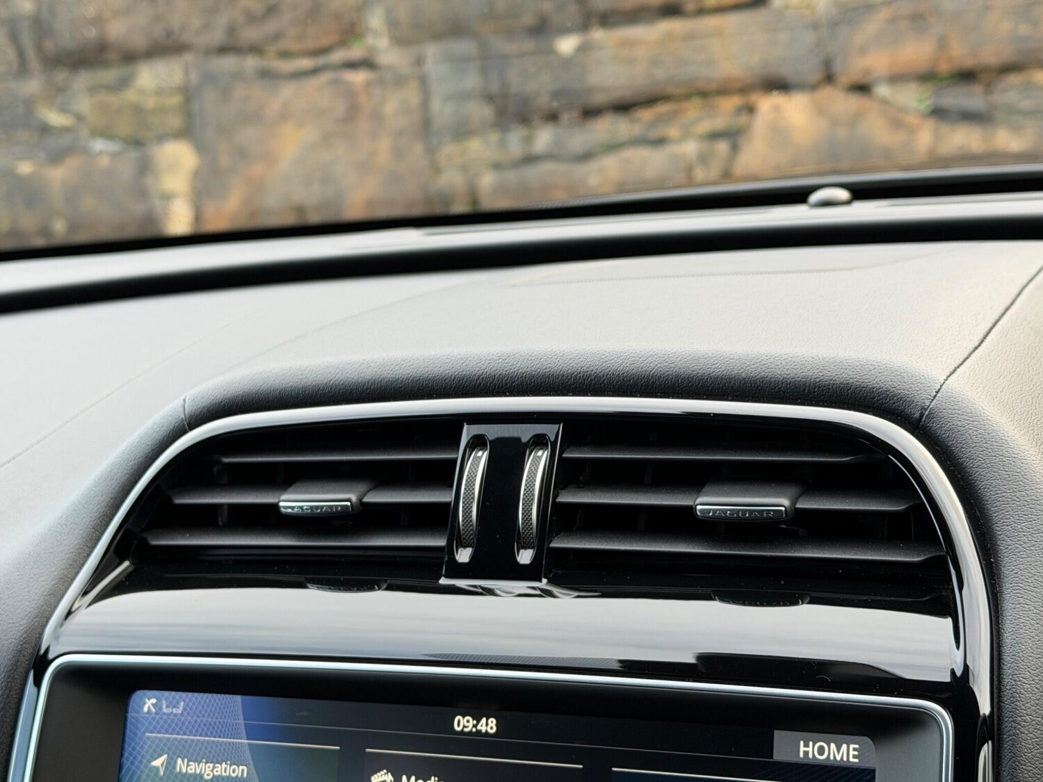 Used Jaguar F-Pace 2017 for sale - 77254967: Photo 28