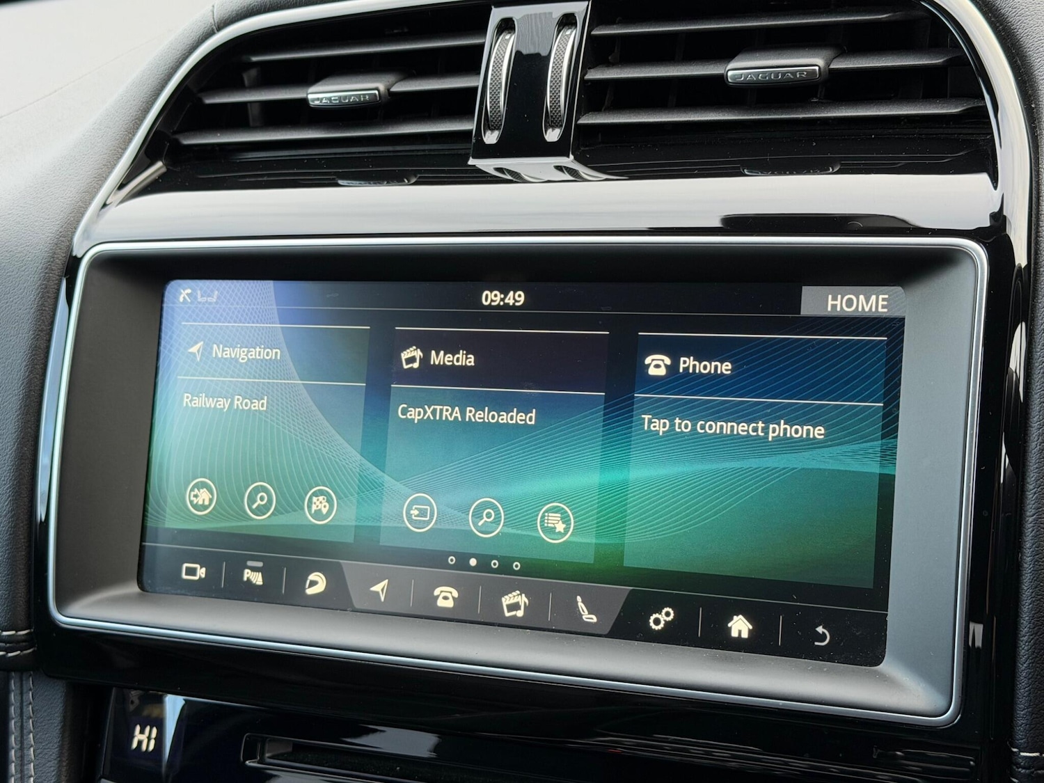 Used Jaguar F-Pace 2017 for sale - 77254967: Photo 29