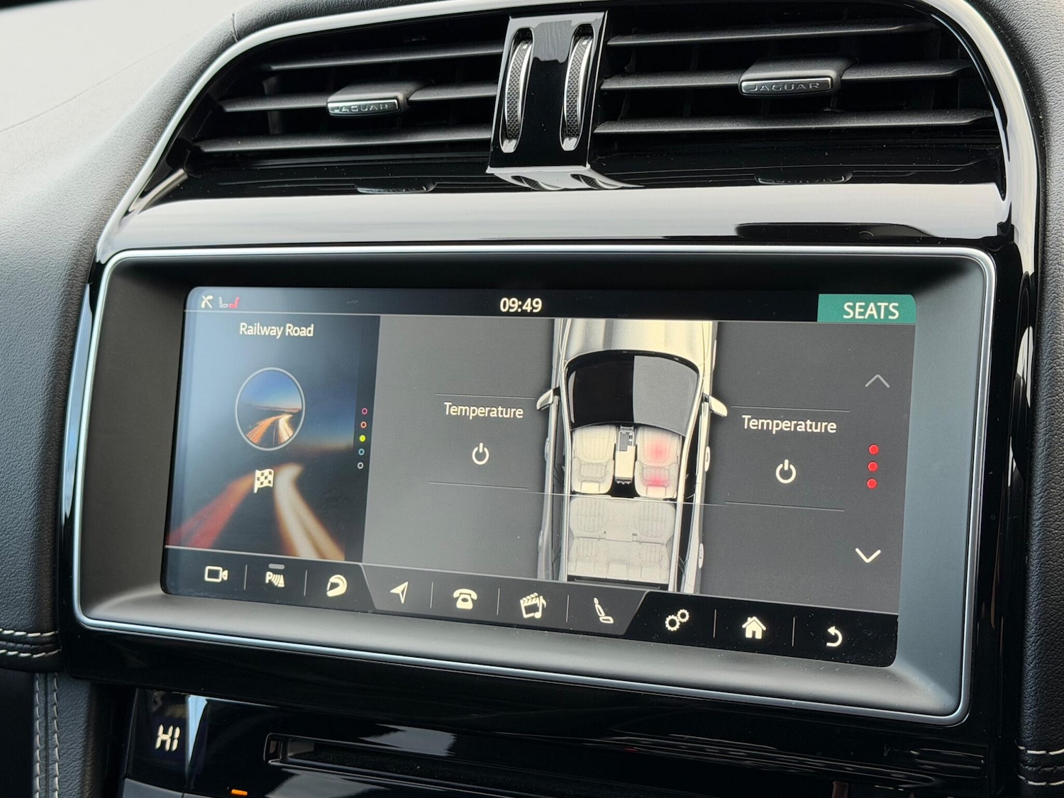 Used Jaguar F-Pace 2017 for sale - 77254967: Photo 35