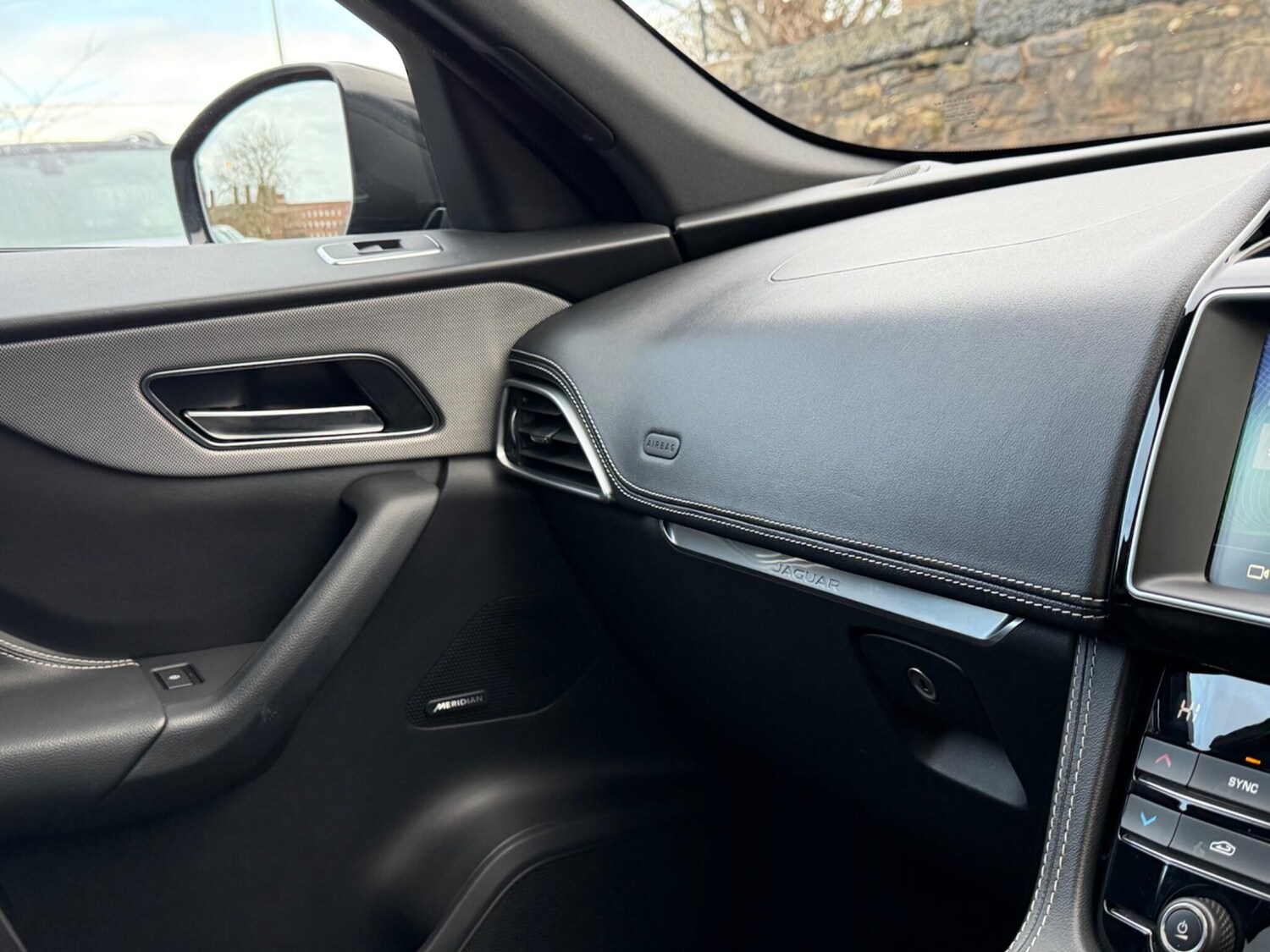 Used Jaguar F-Pace 2017 for sale - 77254967: Photo 50