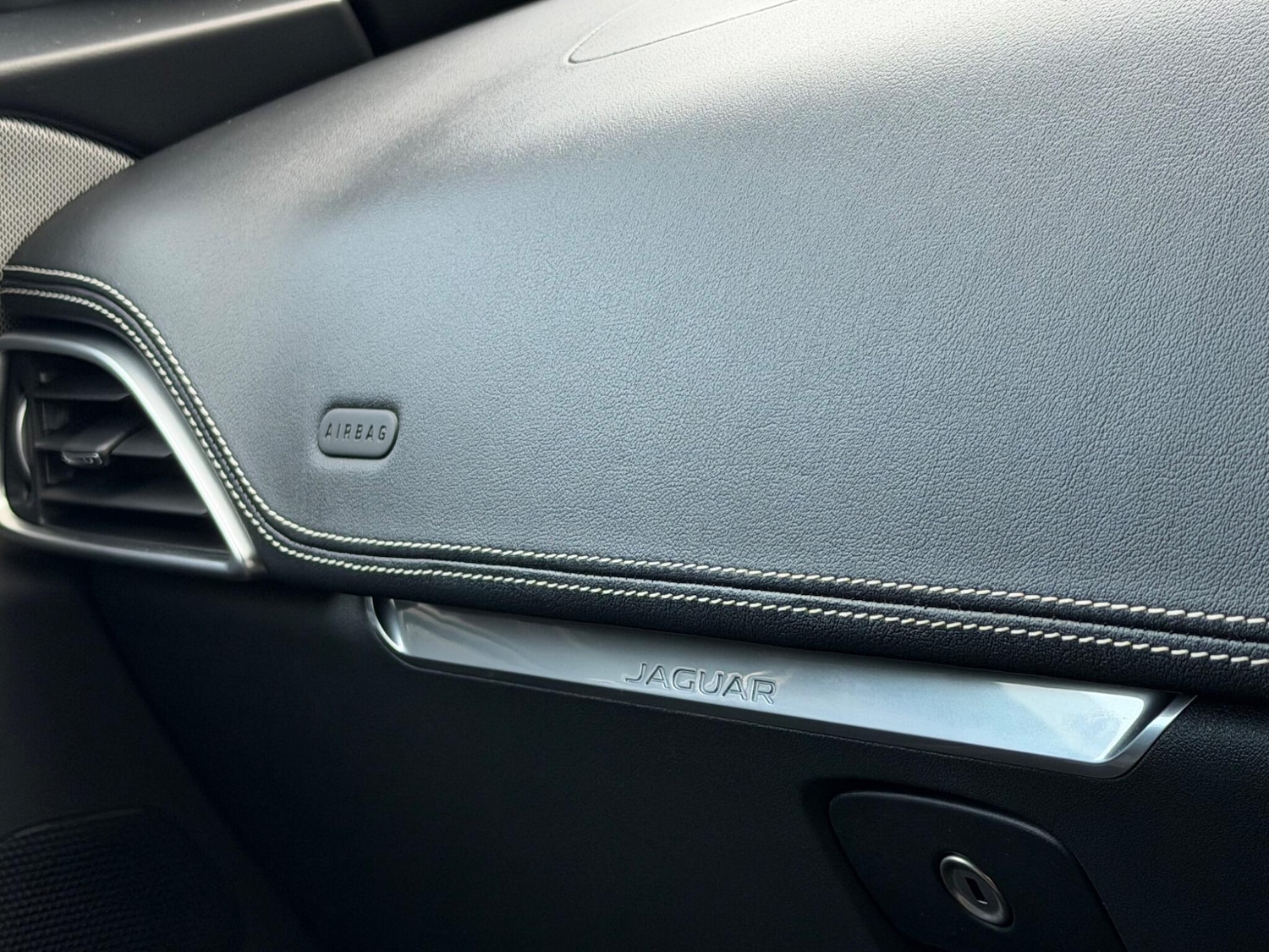 Used Jaguar F-Pace 2017 for sale - 77254967: Photo 51