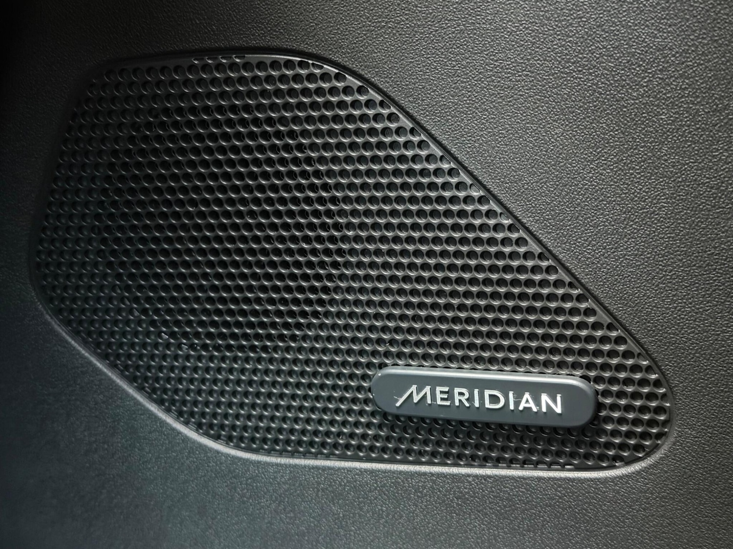 Used Jaguar F-Pace 2017 for sale - 77254967: Photo 52