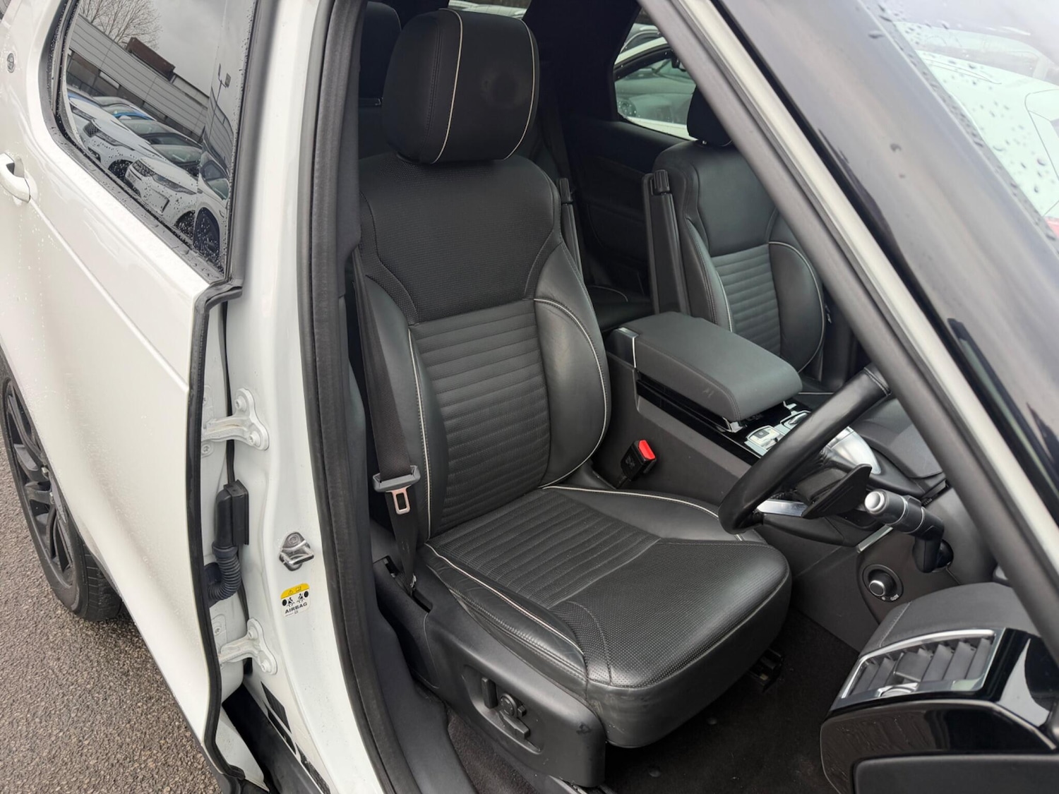 Used Land Rover Discovery 2017 for sale - 77469230: Photo 18