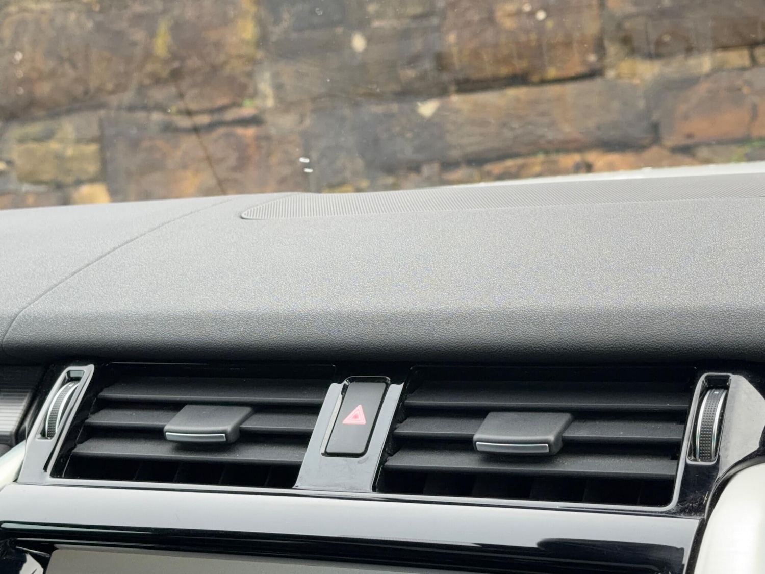 Used Land Rover Discovery 2017 for sale - 77469230: Photo 33