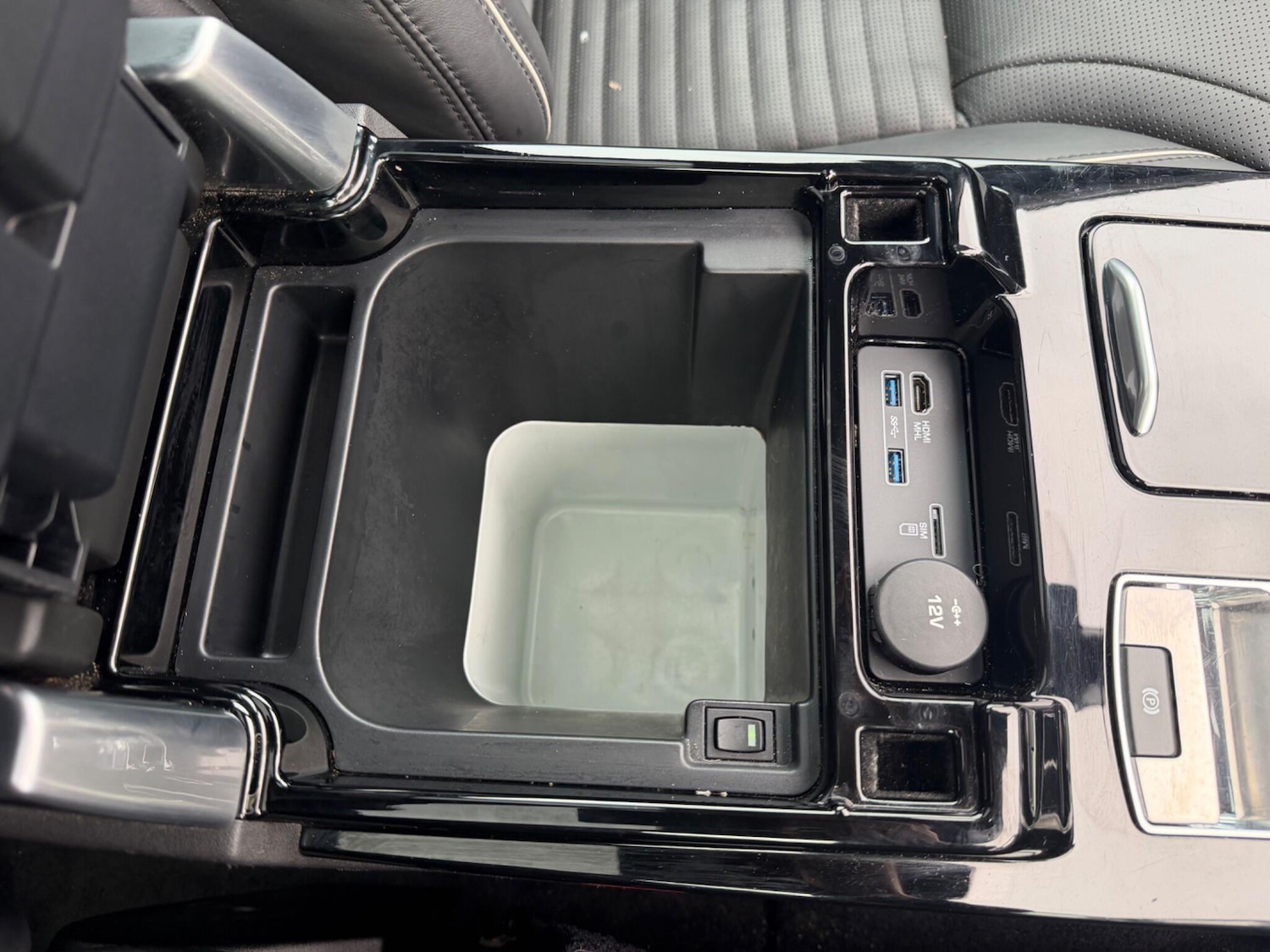 Used Land Rover Discovery 2017 for sale - 77469230: Photo 54