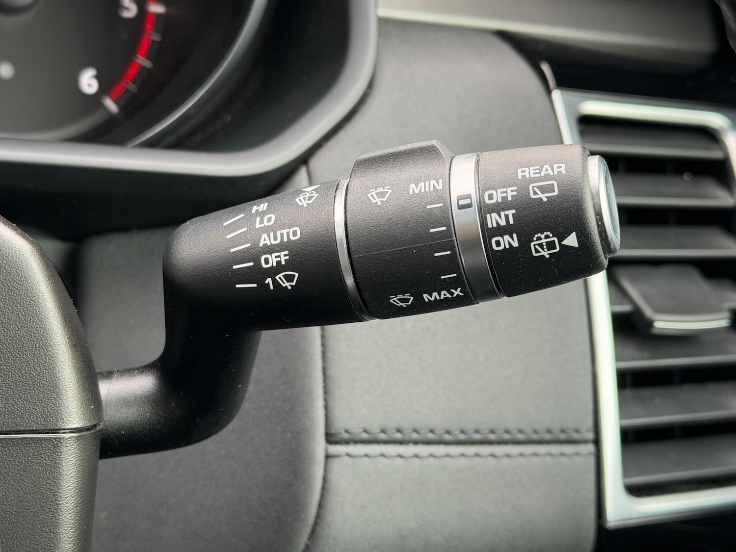 Used Land Rover Discovery 2017 for sale - 77469230: Photo 64