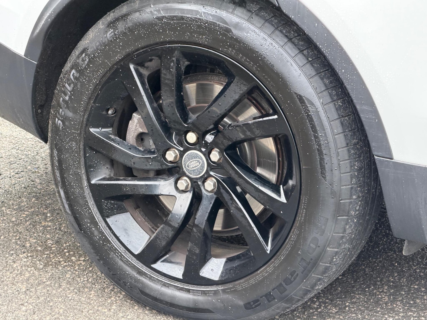 Used Land Rover Discovery 2017 for sale - 77469230: Photo 67