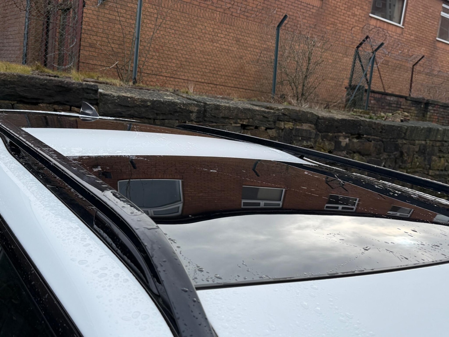 Used Land Rover Discovery 2017 for sale - 77469230: Photo 9