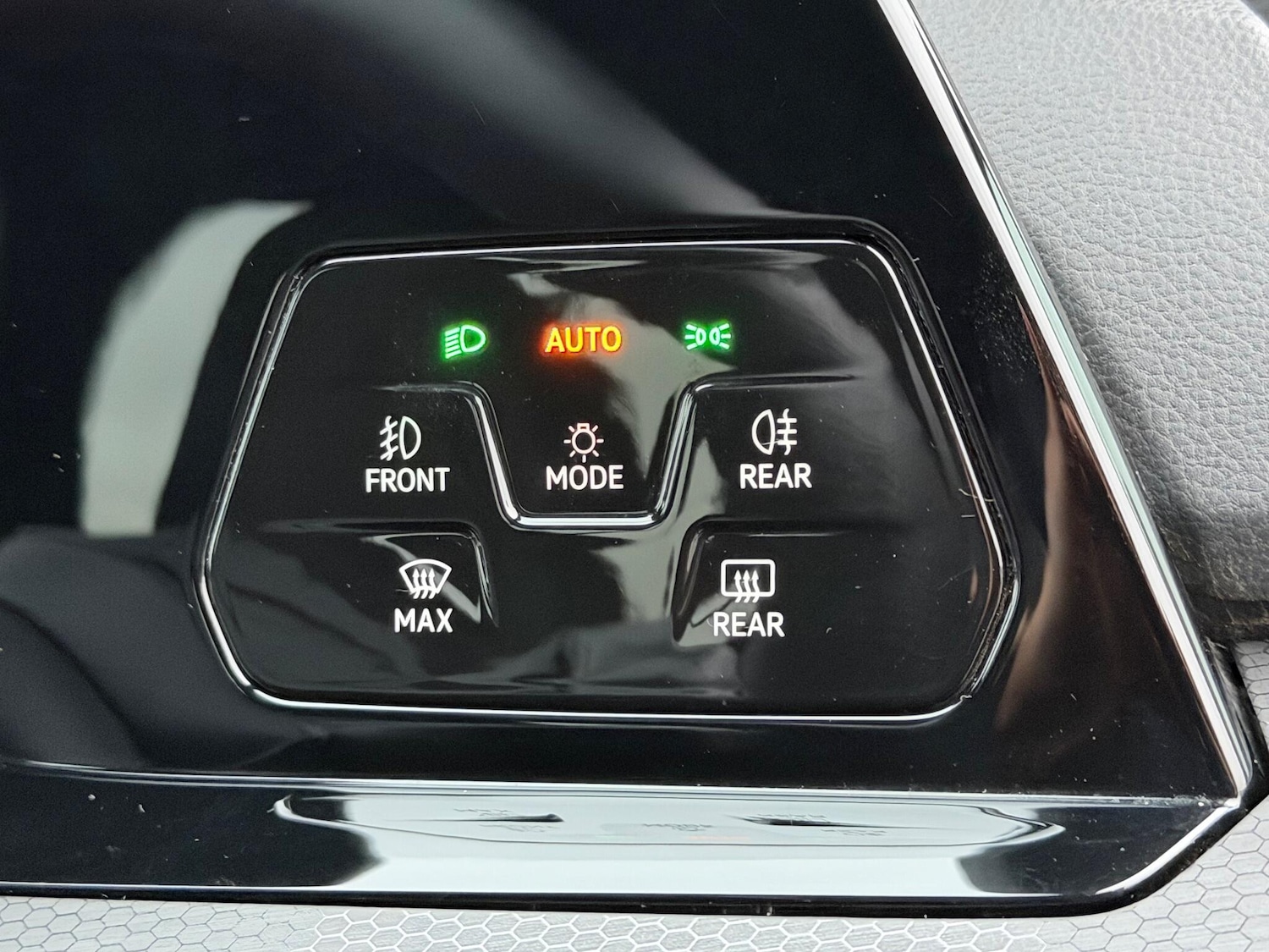 Used Volkswagen Golf for sale - 76976338: Photo 47