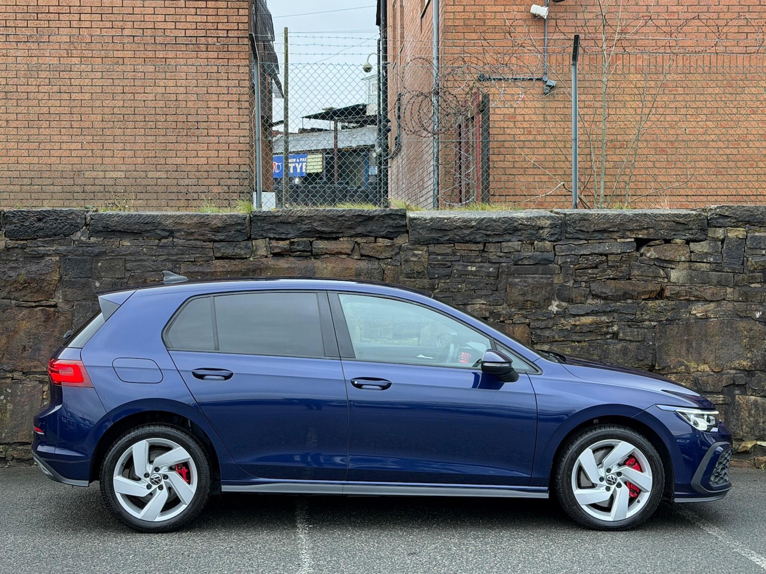 Used Volkswagen Golf for sale - 76976338: Photo 8