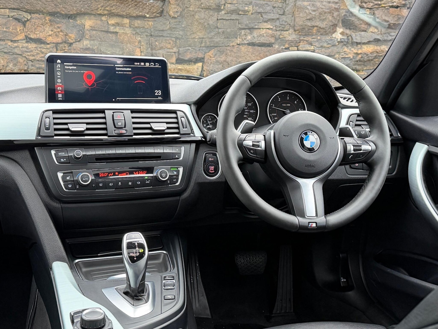 Used BMW 3 Series 2014 for sale - 76592259: Photo 24