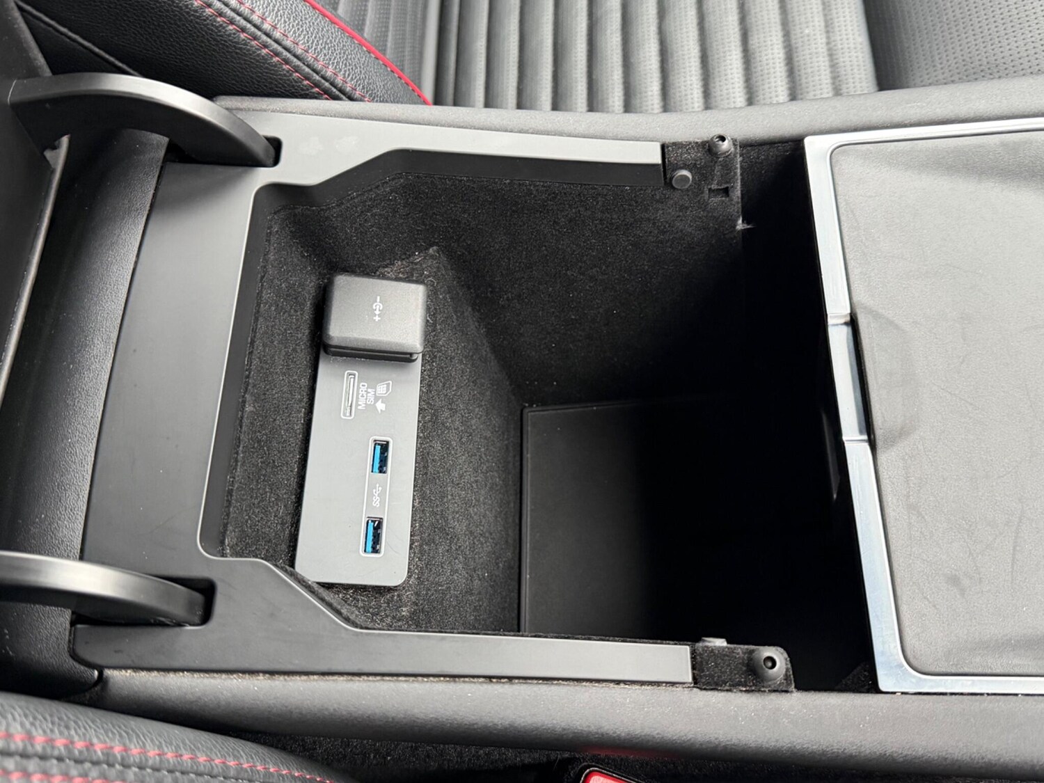 Used Land Rover Discovery Sport 2020 for sale - 77229526: Photo 43