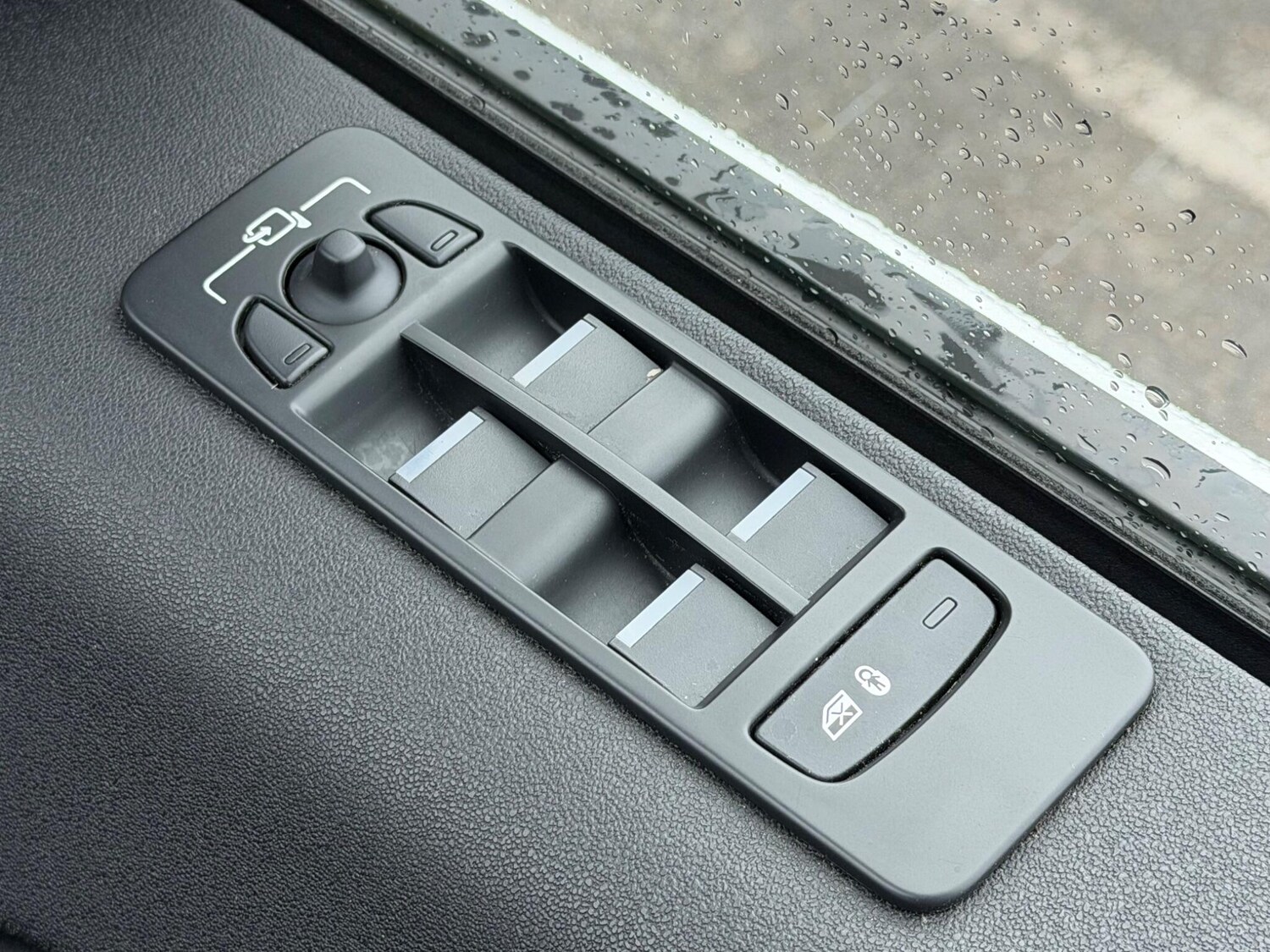 Used Land Rover Discovery Sport 2020 for sale - 77229526: Photo 45