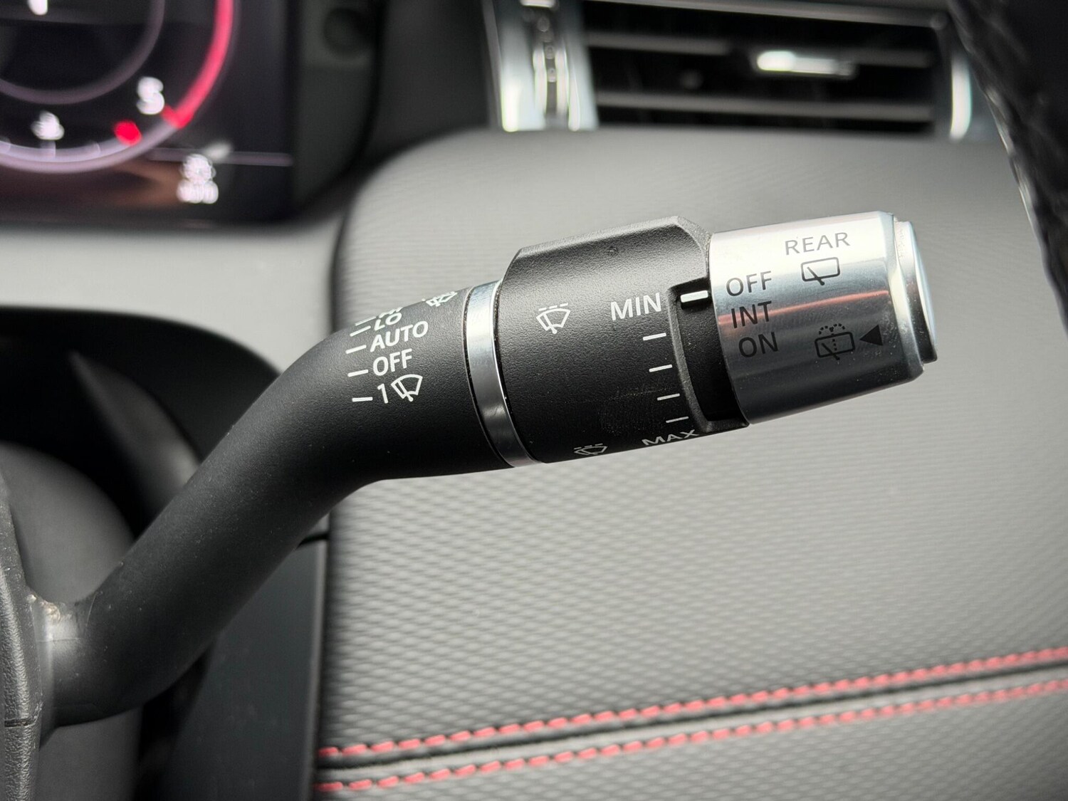 Used Land Rover Discovery Sport 2020 for sale - 77229526: Photo 52