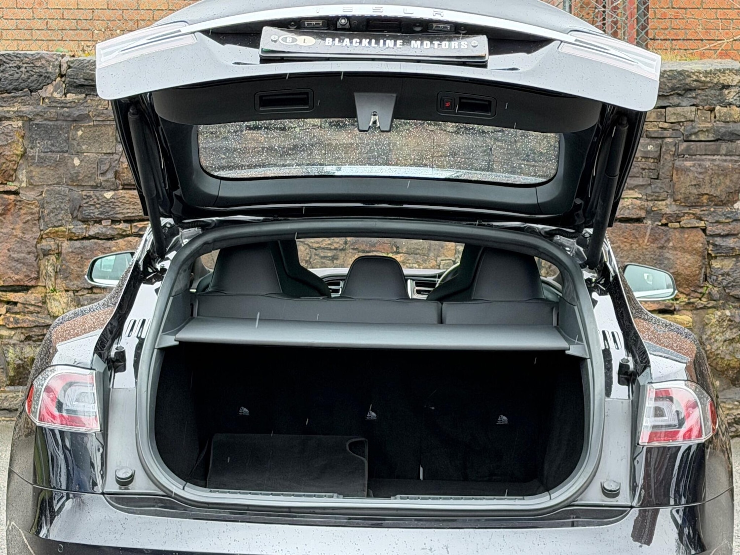 Used Tesla Model S 2017 for sale - 77101866: Photo 22