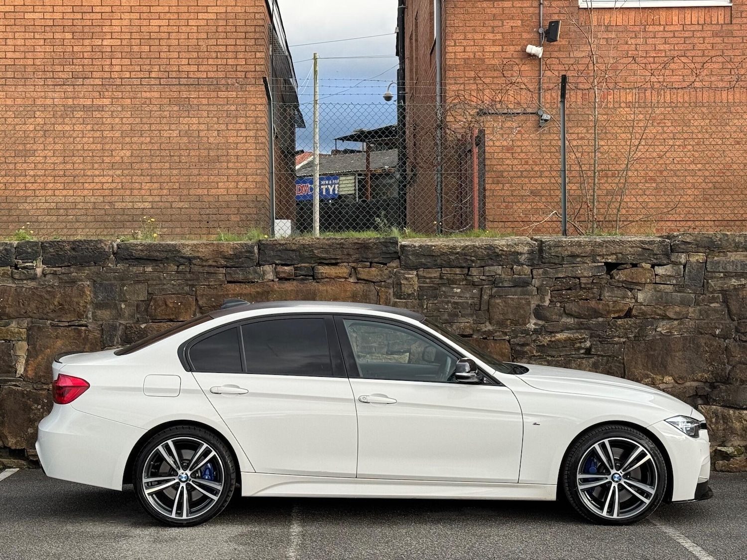 Used BMW 3 Series 2016 for sale - 76270771: Photo 8