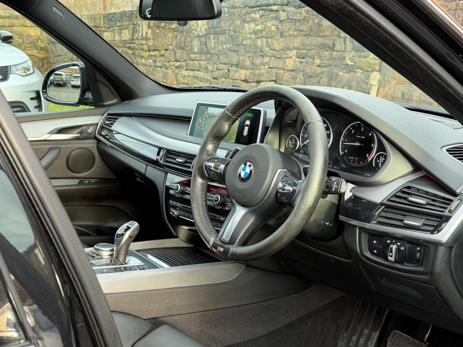 Used BMW X5 2015 for sale - 76294657: Photo 12