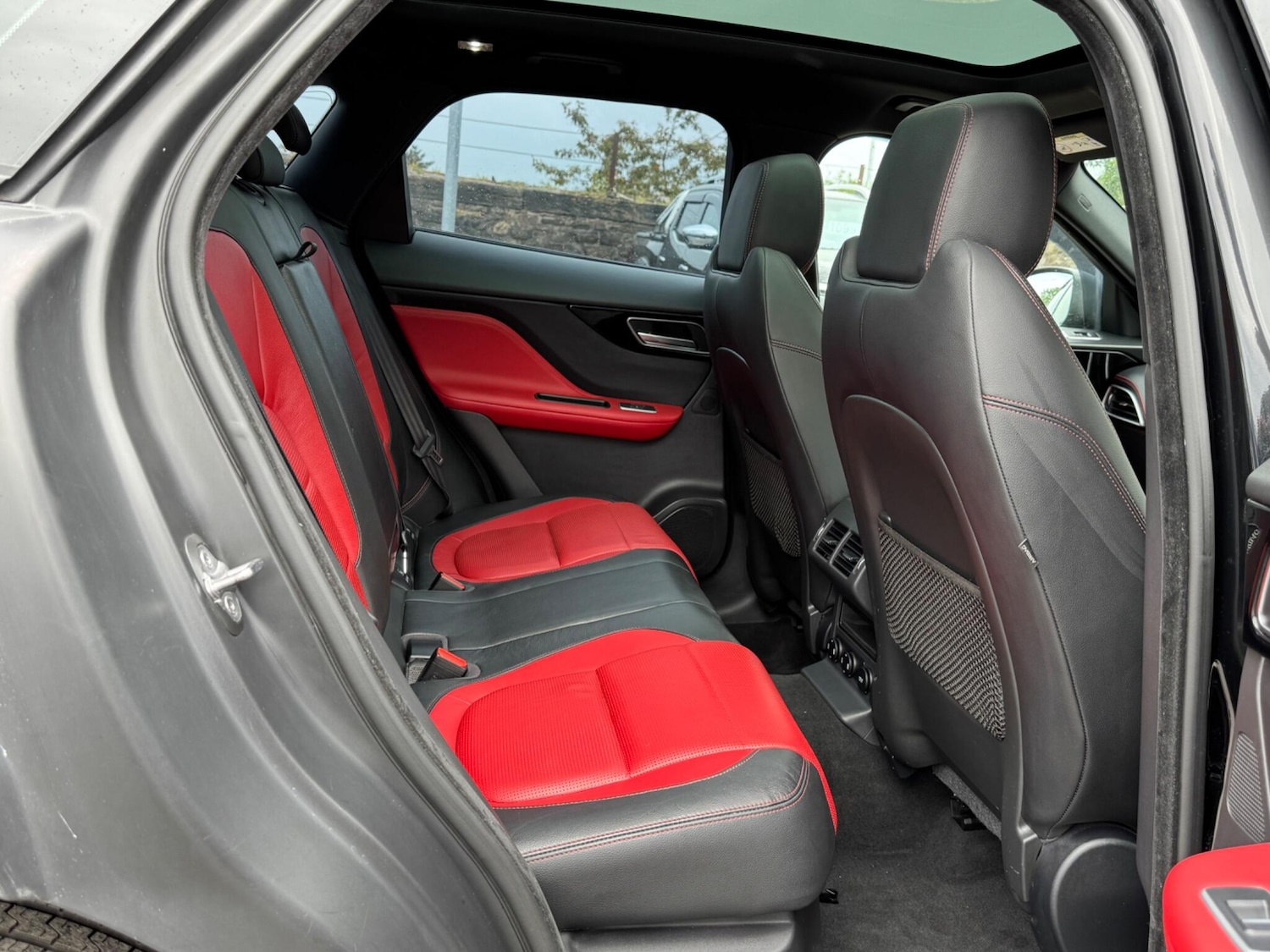Used Jaguar F-Pace 2017 for sale - 76161093: Photo 20
