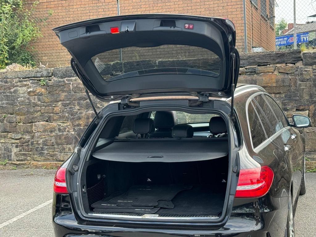 Used Mercedes-Benz C Class 2015 for sale - 76161130: Photo 21