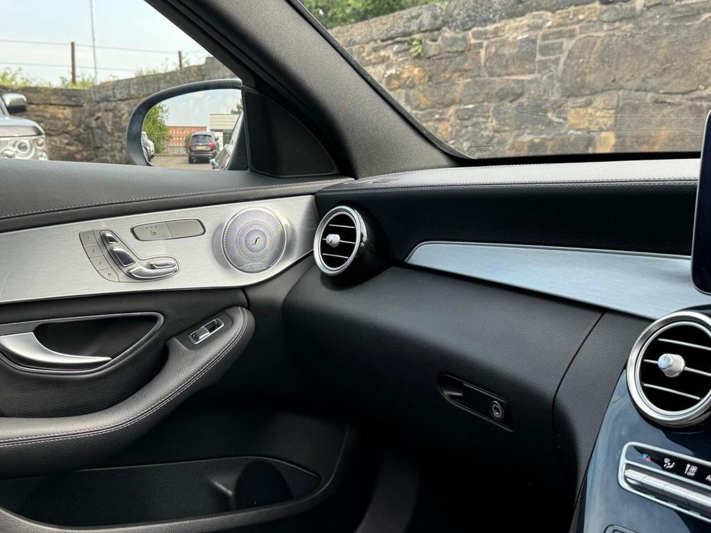 Used Mercedes-Benz C Class 2015 for sale - 76161130: Photo 45