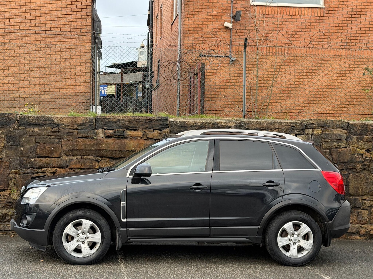 Used Vauxhall Antara 2015 for sale - 76446710: Photo 4