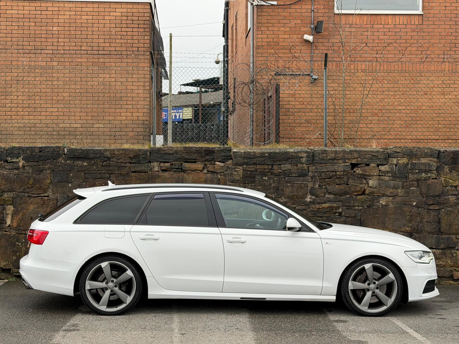 Used Audi A6 Avant 2014 for sale - 77598740: Photo 8