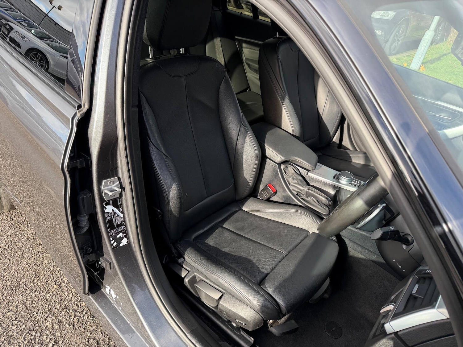 Used BMW 3 Series 2017 for sale - 76282906: Photo 17