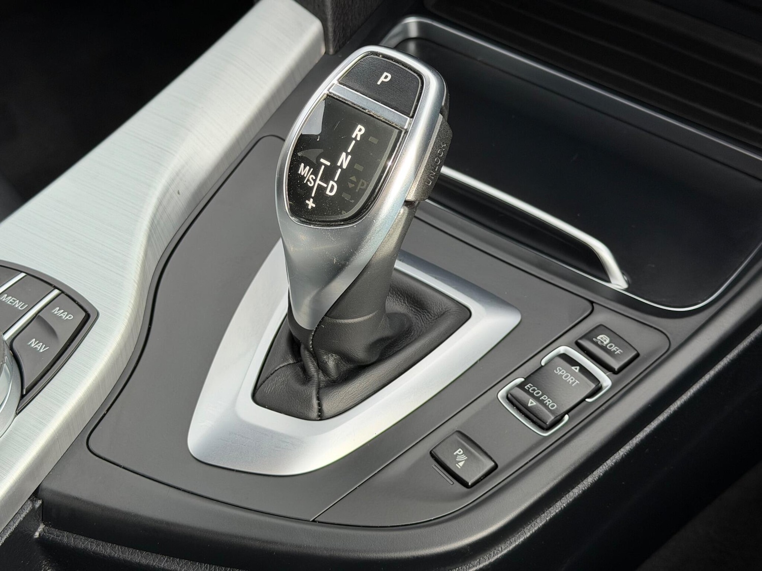 Used BMW 3 Series 2017 for sale - 76282906: Photo 42