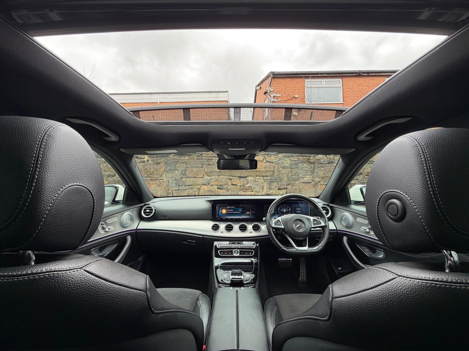 Used Mercedes-Benz E Class 2017 for sale - 77637848: Photo 12