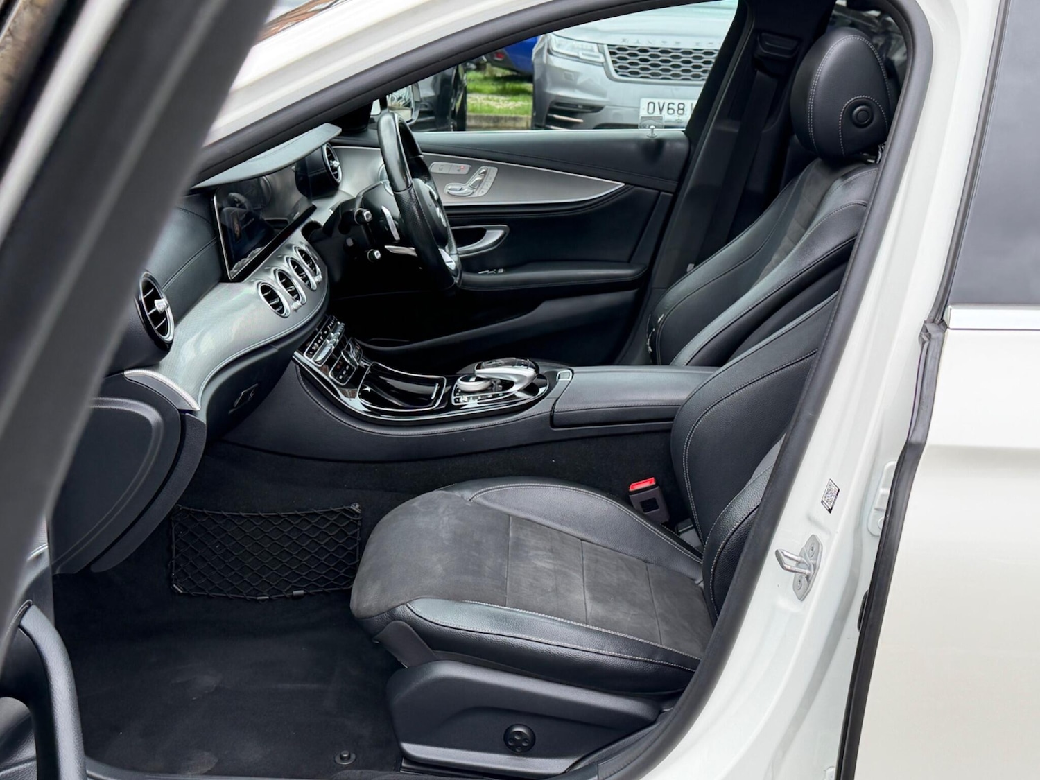 Used Mercedes-Benz E Class 2017 for sale - 77637848: Photo 17