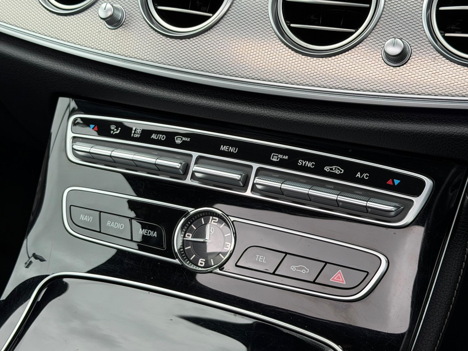 Used Mercedes-Benz E Class 2017 for sale - 77637848: Photo 39