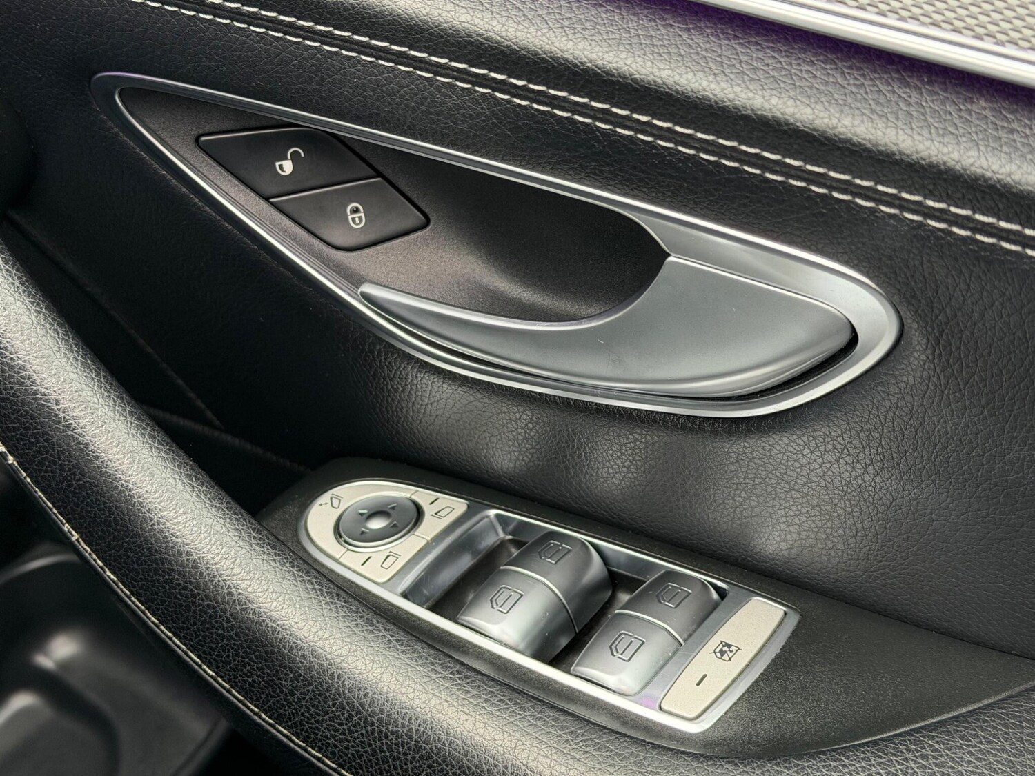 Used Mercedes-Benz E Class 2017 for sale - 77637848: Photo 48