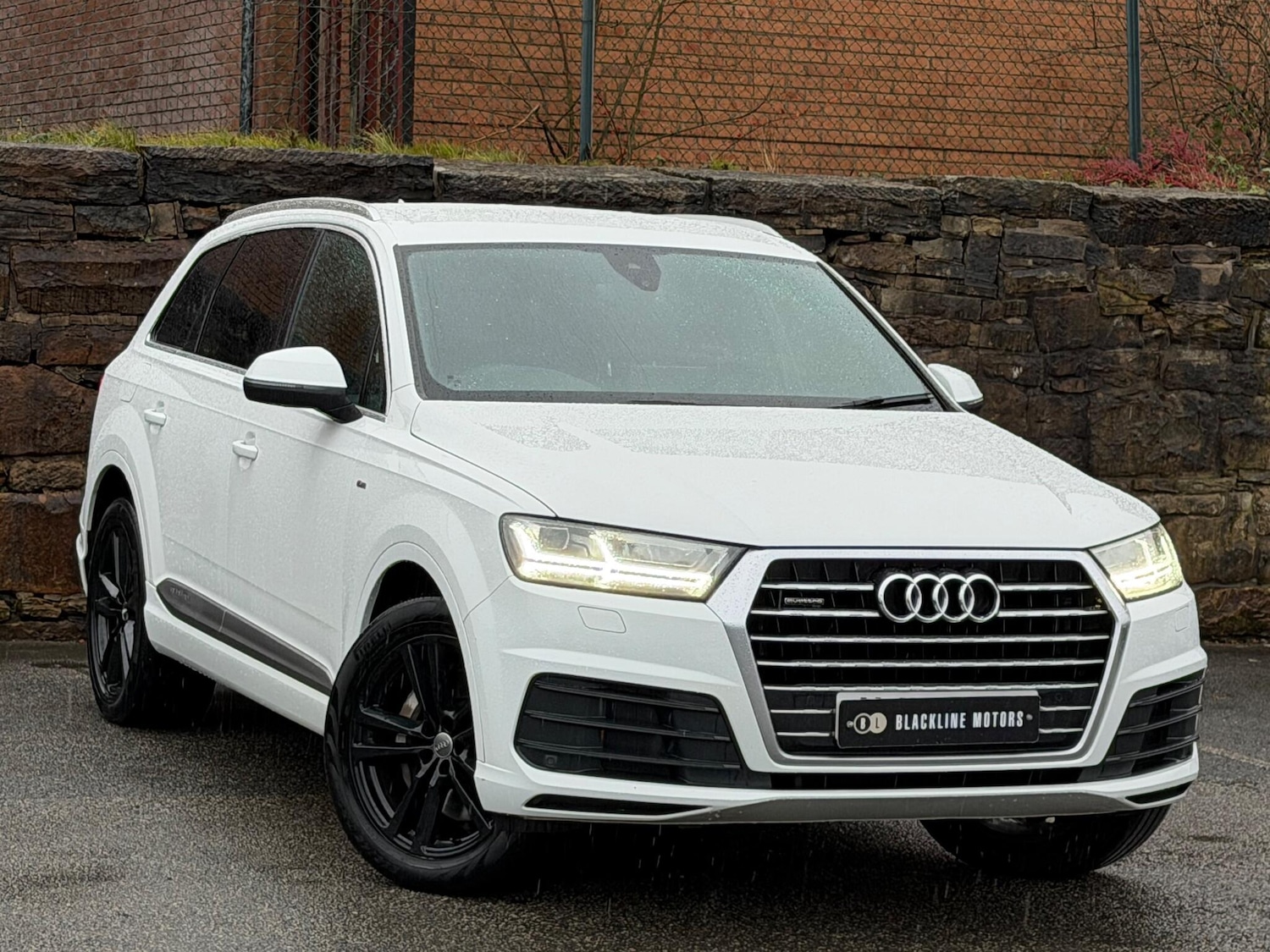 Used Audi Q7 2016 for sale - 76823730: Photo 1