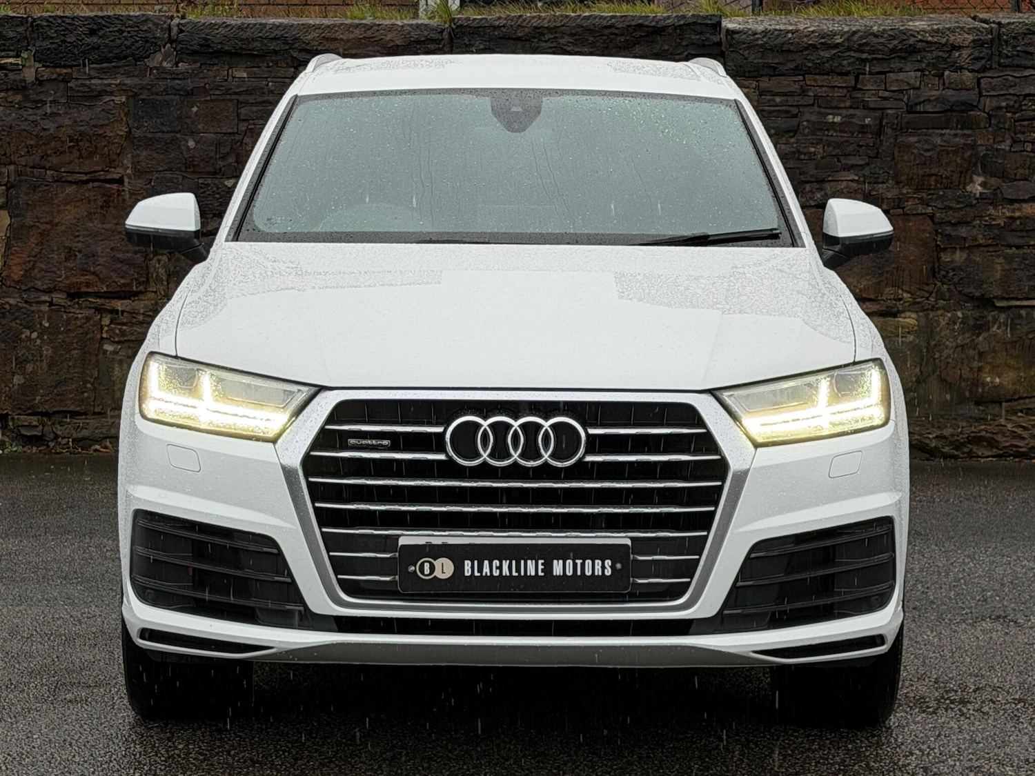 Used Audi Q7 2016 for sale - 76823730: Photo 2