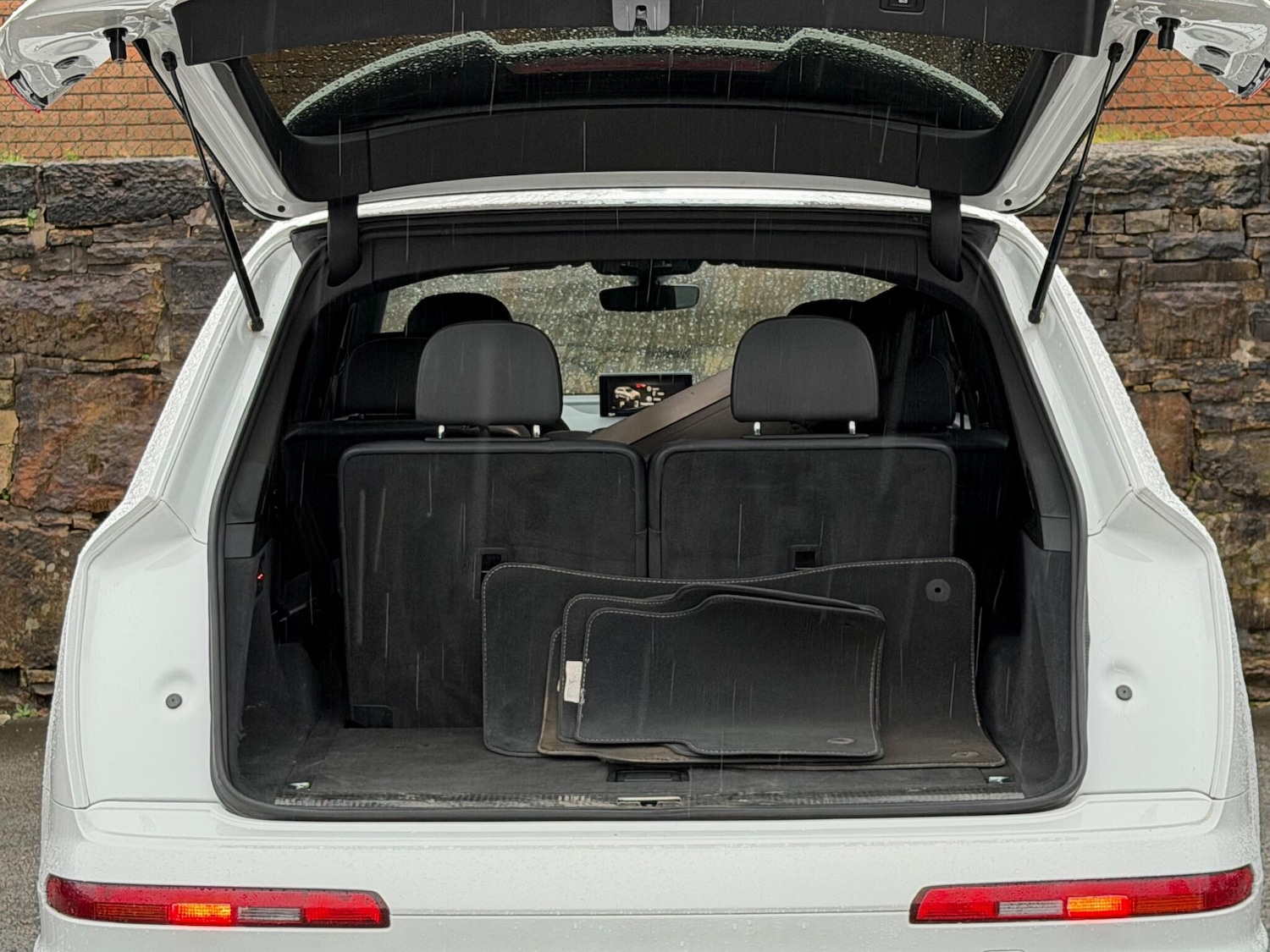 Used Audi Q7 2016 for sale - 76823730: Photo 20