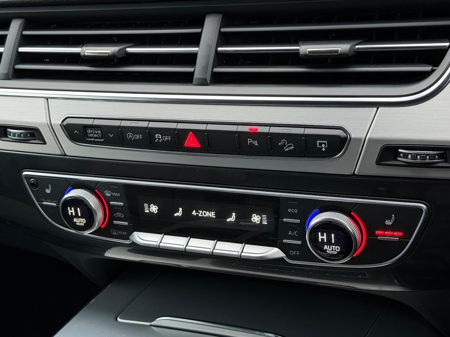 Used Audi Q7 2016 for sale - 76823730: Photo 36