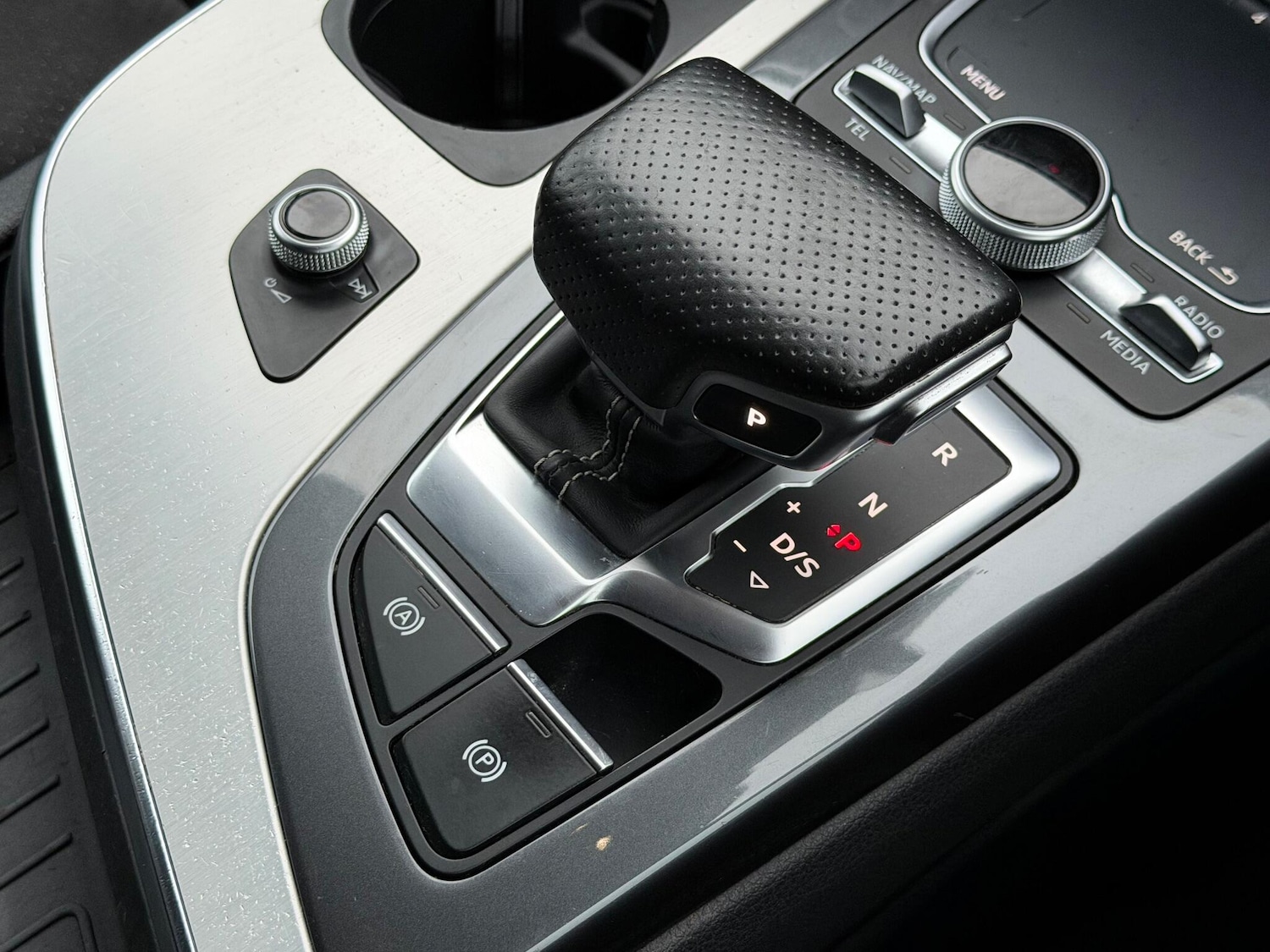 Used Audi Q7 2016 for sale - 76823730: Photo 38