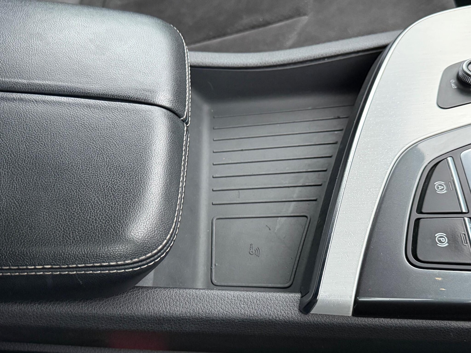 Used Audi Q7 2016 for sale - 76823730: Photo 42