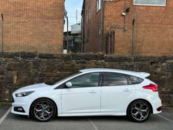 Used Ford Focus 2016 for sale - 74048004: Photo