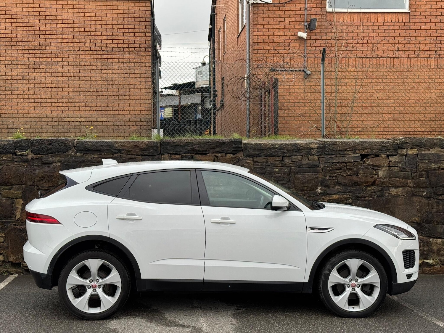Used Jaguar E-Pace 2018 for sale - 76996823: Photo 8